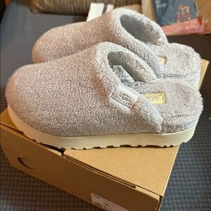UGG Fuzz Sugar Terry Slides in gray